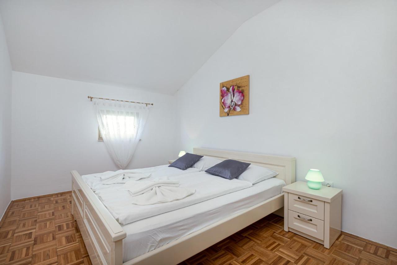 Mima Apartment Porec Ngoại thất bức ảnh