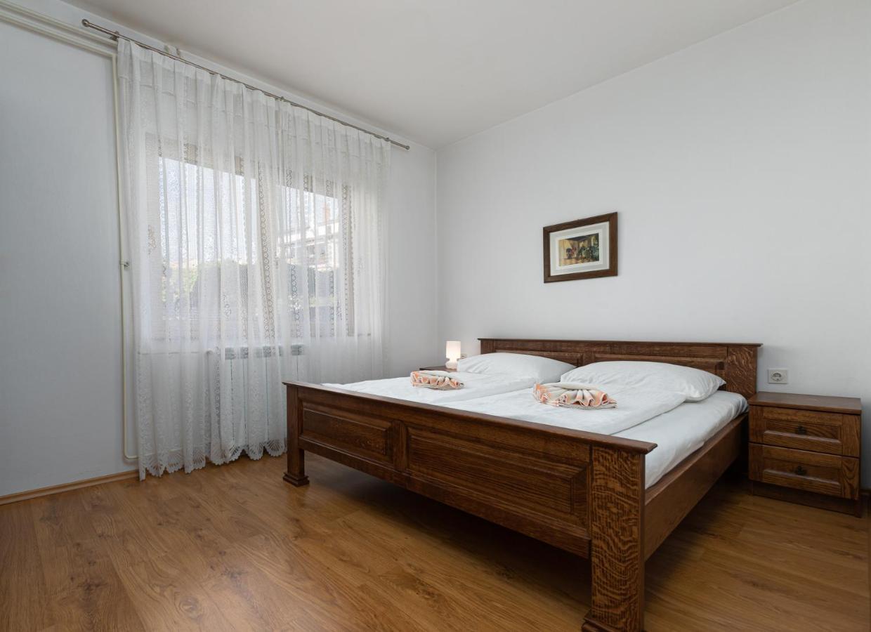 Mima Apartment Porec Ngoại thất bức ảnh