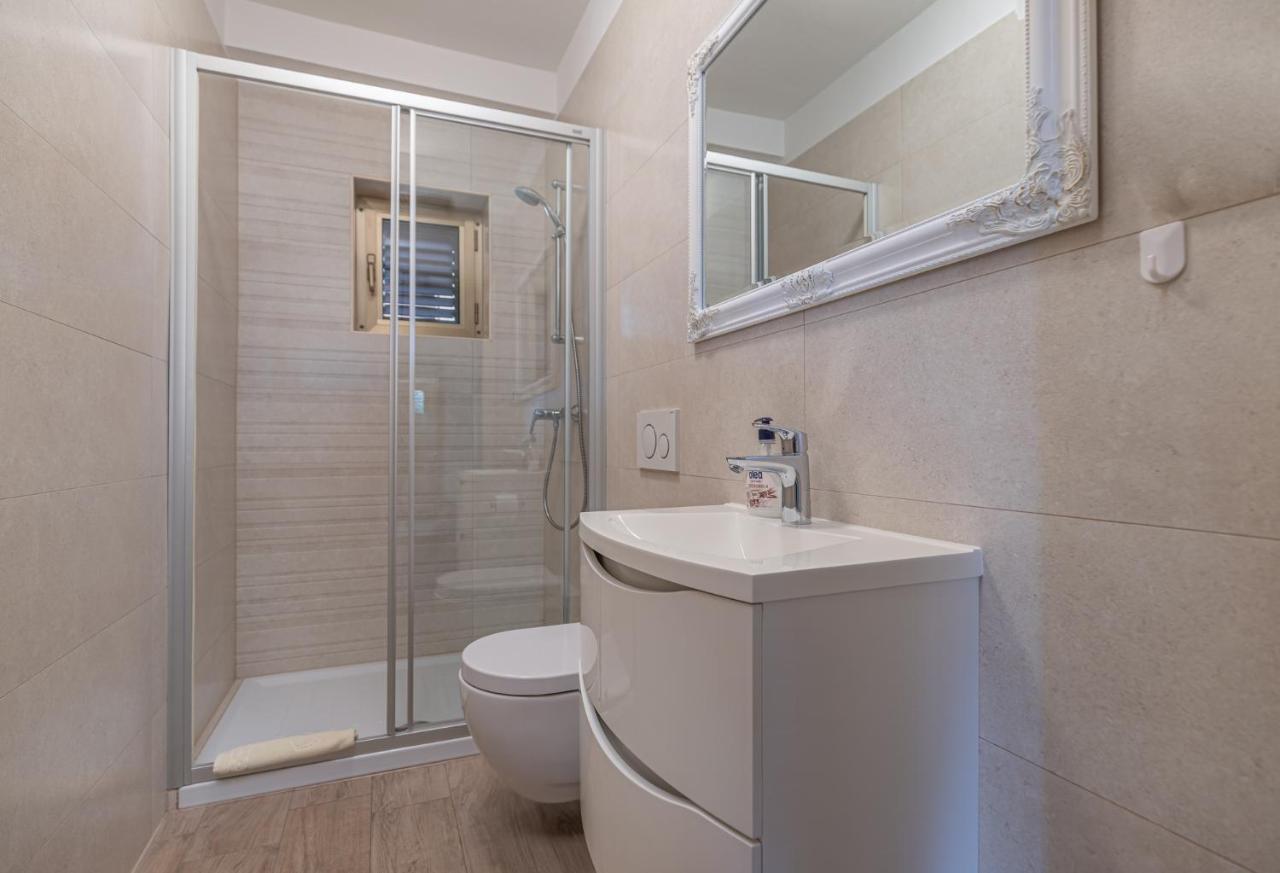 Mima Apartment Porec Ngoại thất bức ảnh