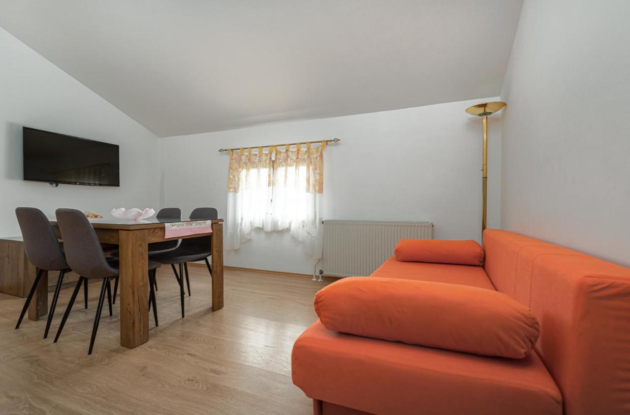 Mima Apartment Porec Ngoại thất bức ảnh