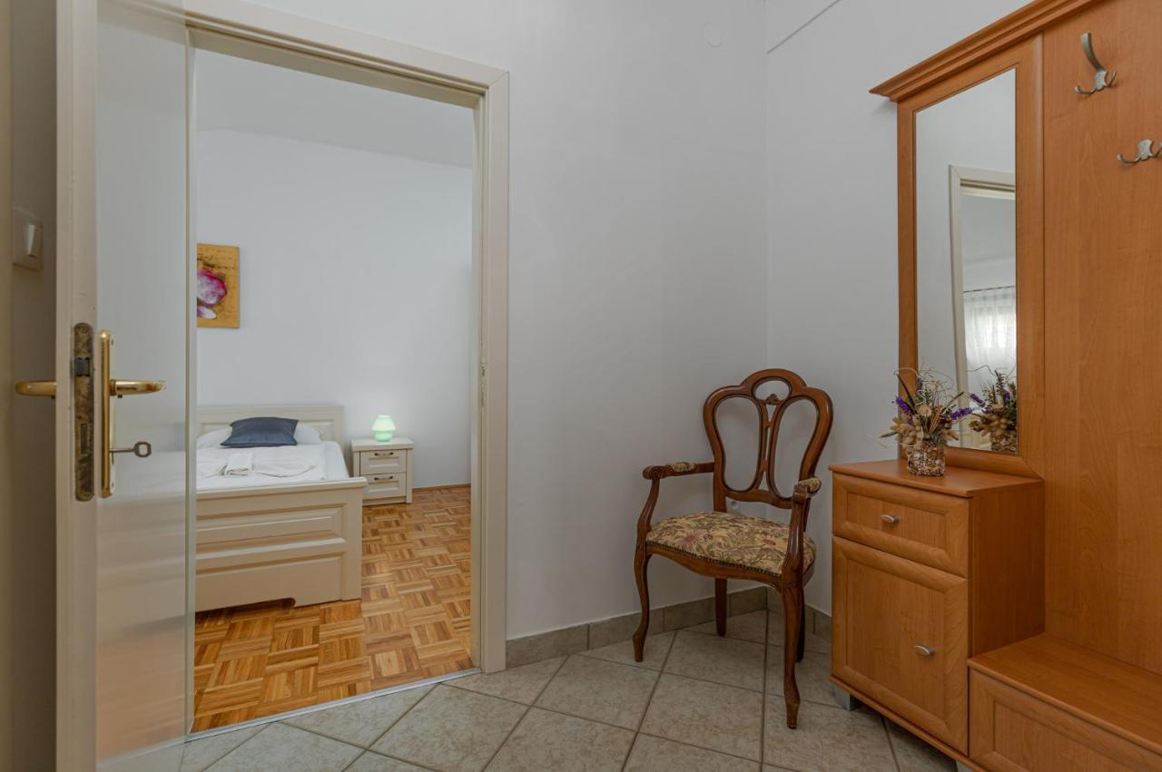 Mima Apartment Porec Ngoại thất bức ảnh