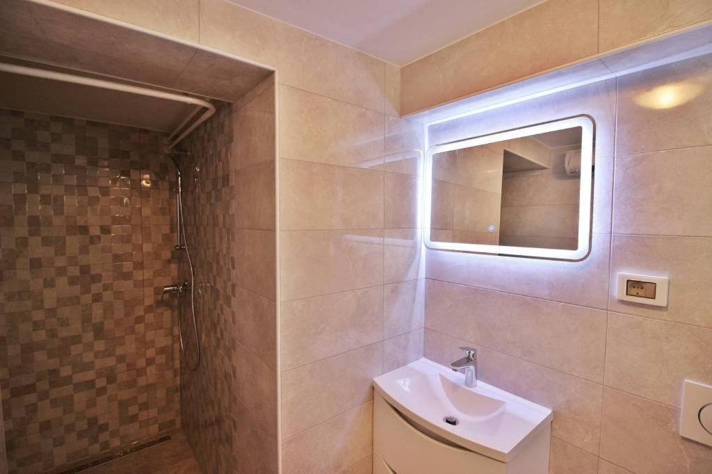 Mima Apartment Porec Ngoại thất bức ảnh